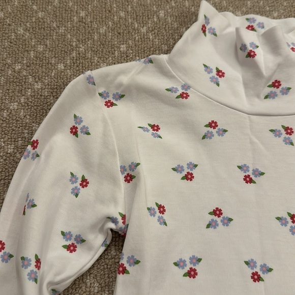 Little English Turtleneck - Picture 2 of 2